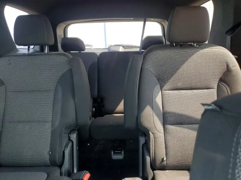 2023 CHEVROLET TRAVERSE LT  