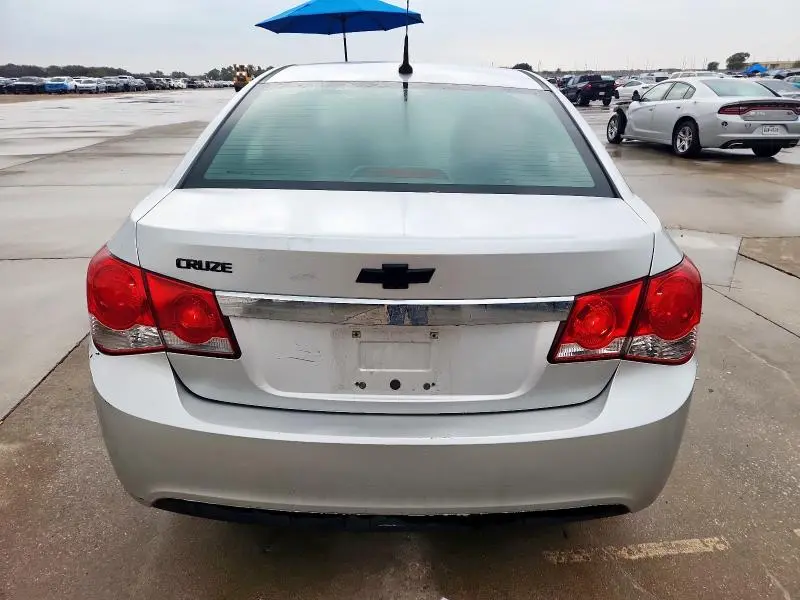 2013 CHEVROLET CRUZE LS  