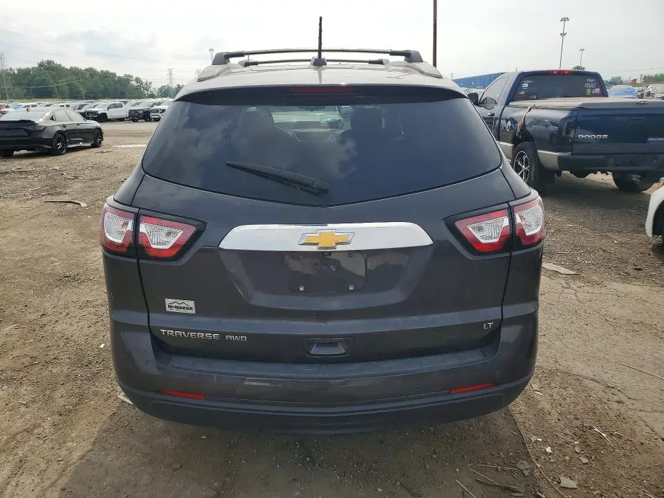 2017 CHEVROLET TRAVERSE LT  