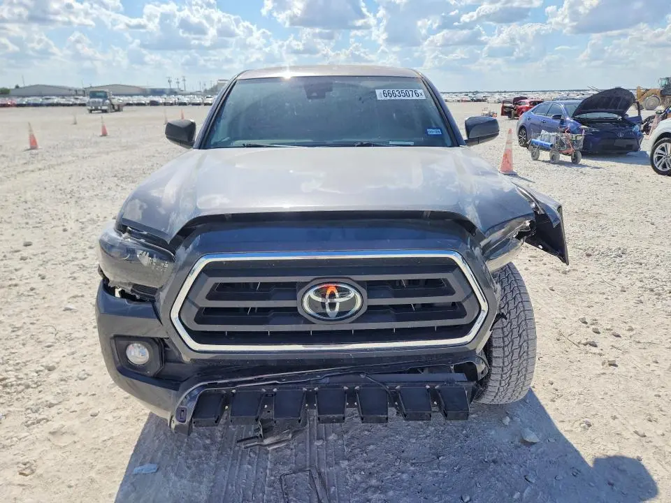 2021 TOYOTA TACOMA SR5 V6  