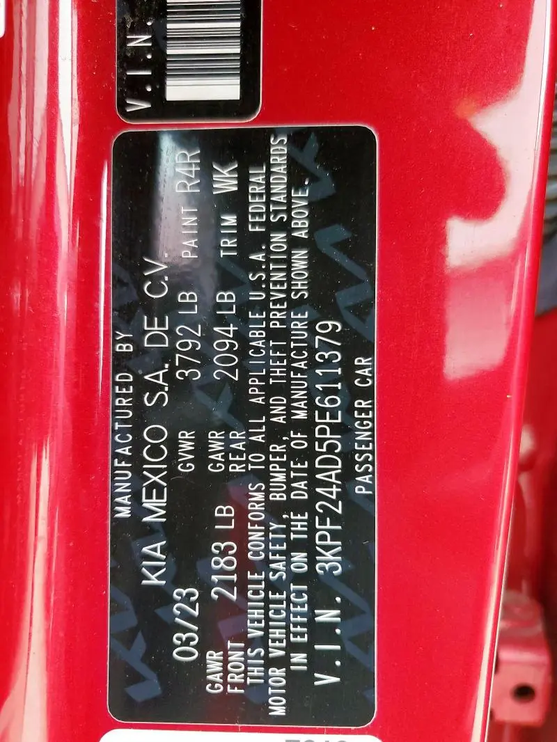2023 KIA FORTE LX  