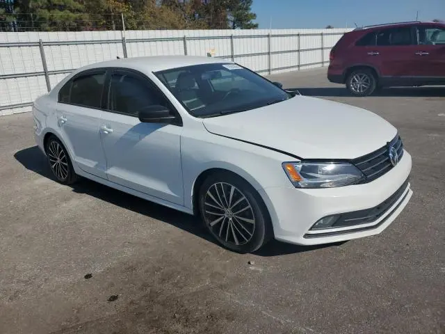2016 VOLKSWAGEN JETTA SPORT  