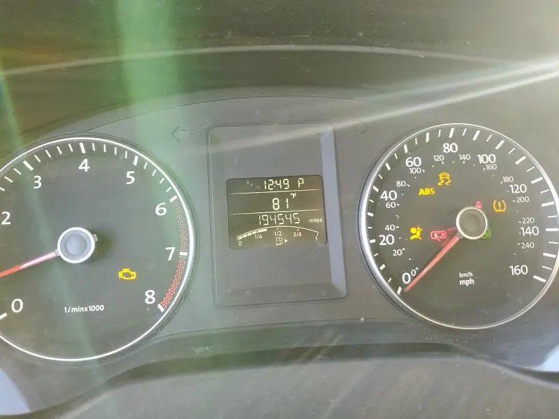 2012 VOLKSWAGEN JETTA SE  