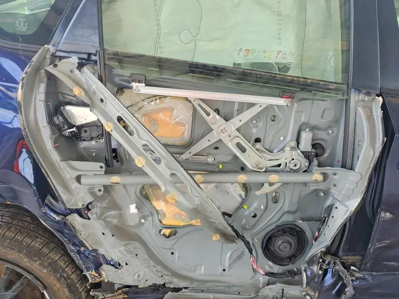2014 TOYOTA PRIUS THREE  
