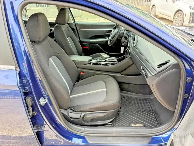 2021 HYUNDAI SONATA SE  