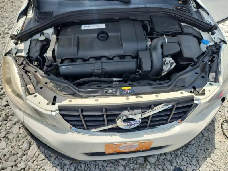 2012 VOLVO XC60 3.2  