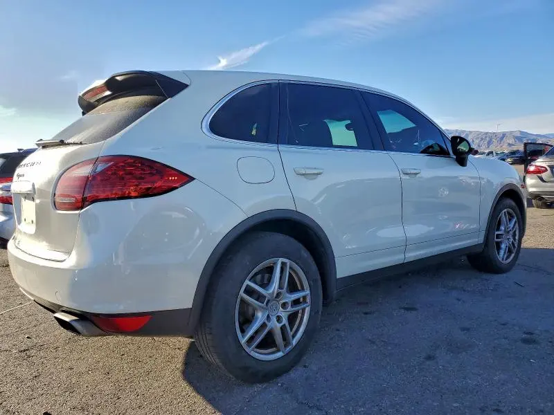2011 PORSCHE CAYENNE   