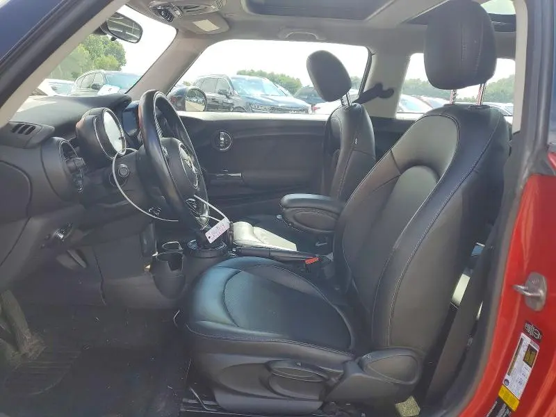 2014 MINI COOPER   
