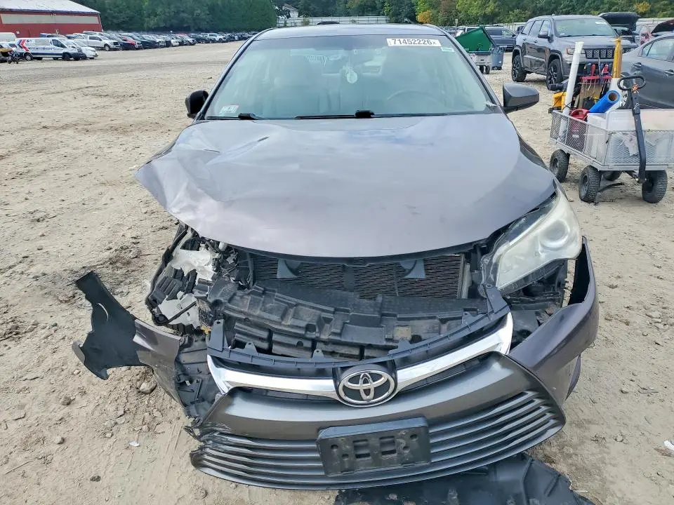 2017 TOYOTA CAMRY LE  