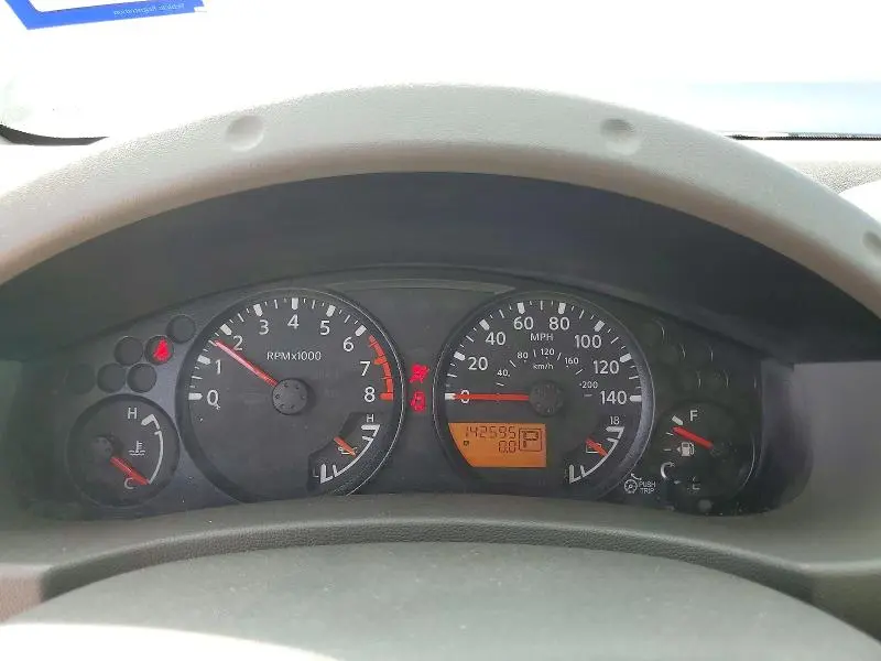 2013 NISSAN FRONTIER S  