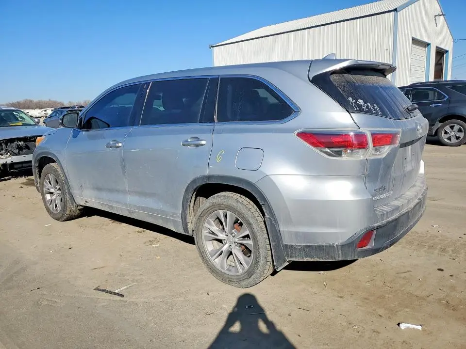 2014 TOYOTA HIGHLANDER LE  