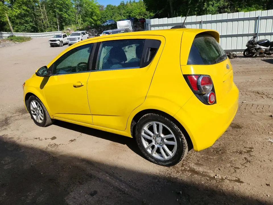2016 CHEVROLET SONIC LT  