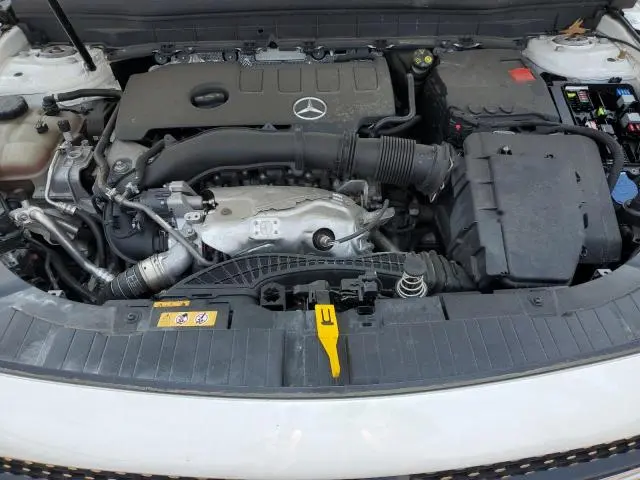 2021 MERCEDES-BENZ GLB 250 4MATIC  