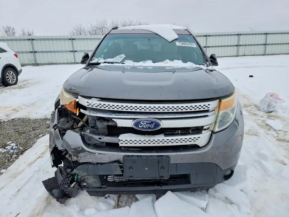 2011 FORD EXPLORER XLT  