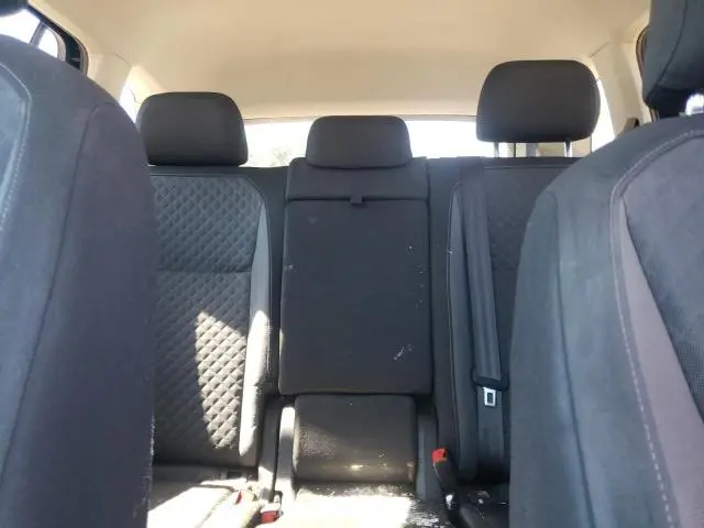 2018 VOLKSWAGEN TIGUAN S  