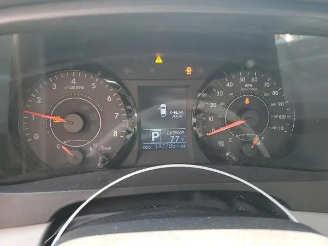 2015 TOYOTA SIENNA   