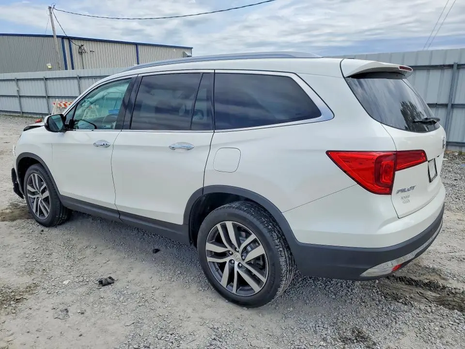 2018 HONDA PILOT ELITE  