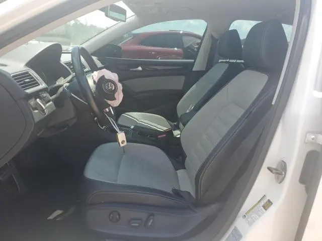 2014 VOLKSWAGEN PASSAT SE  