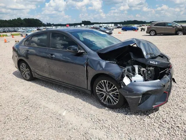 2024 KIA FORTE GT LINE  