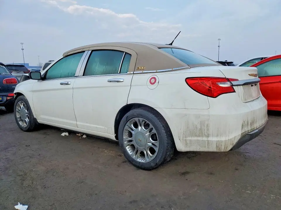 2011 CHRYSLER 200 LIMITED  