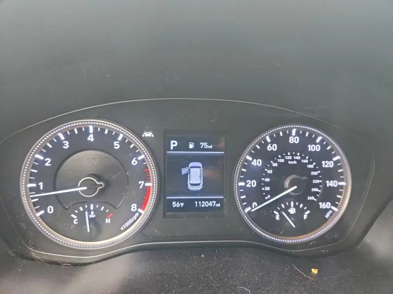 2019 HYUNDAI SANTA FE SE  