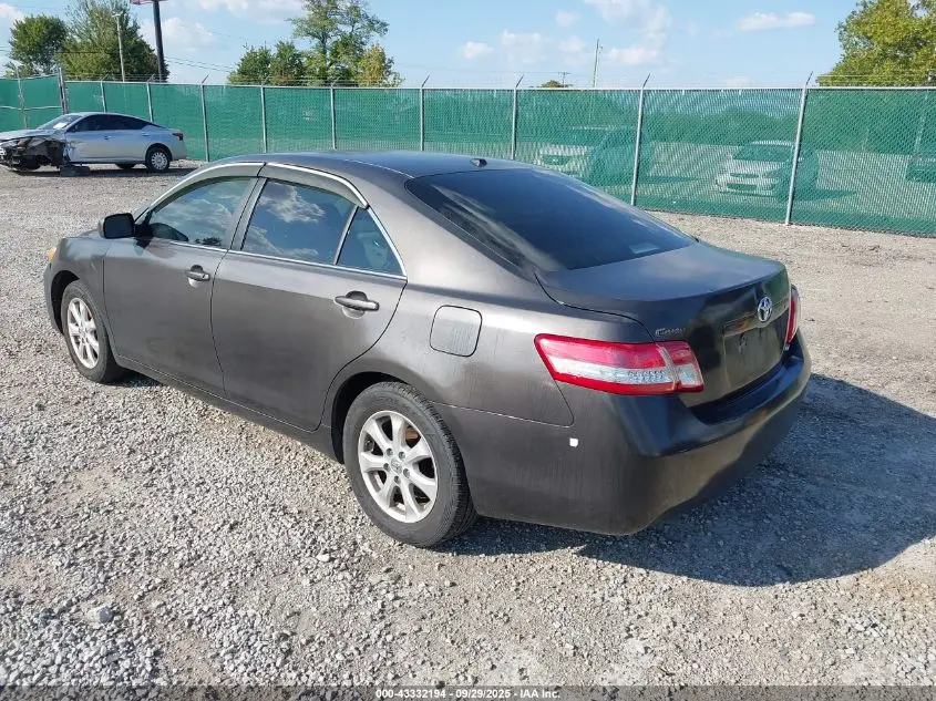 2011 TOYOTA CAMRY LE