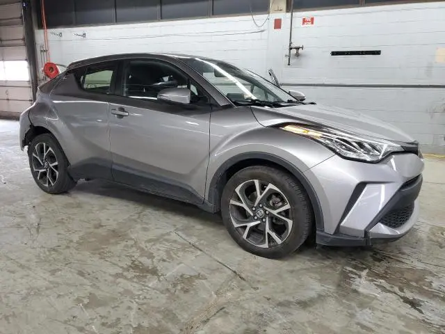 2020 TOYOTA C-HR XLE  