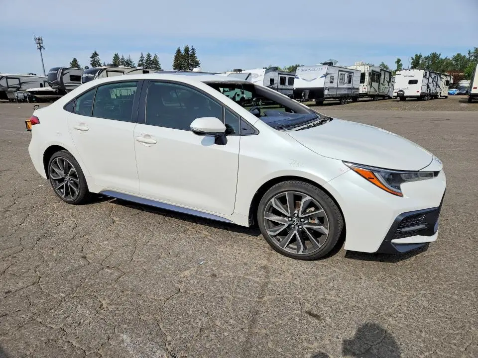 2020 TOYOTA COROLLA XSE  