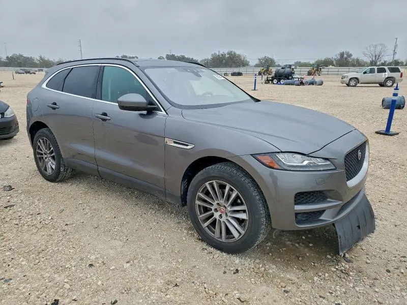 2018 JAGUAR F-PACE PRESTIGE  