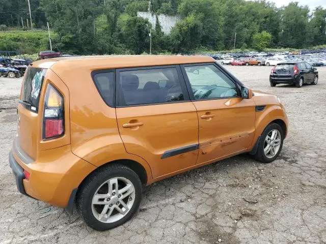 2011 KIA SOUL +  