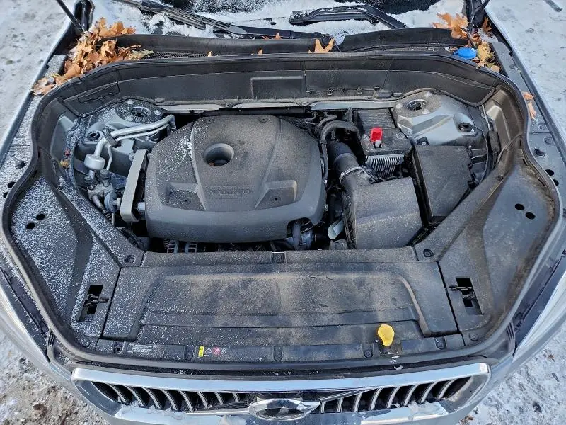 2020 VOLVO XC90 T5 MOMENTUM  