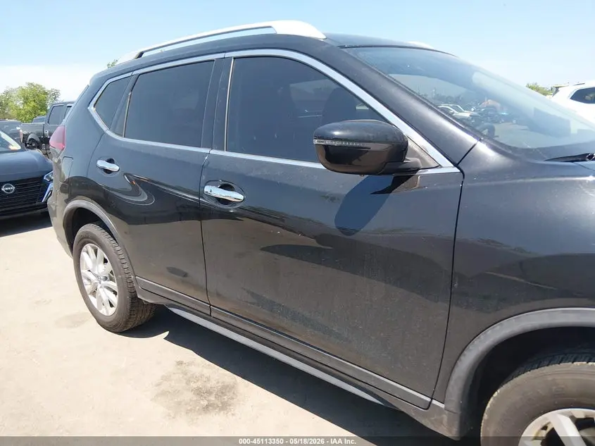 2018 NISSAN ROGUE SV