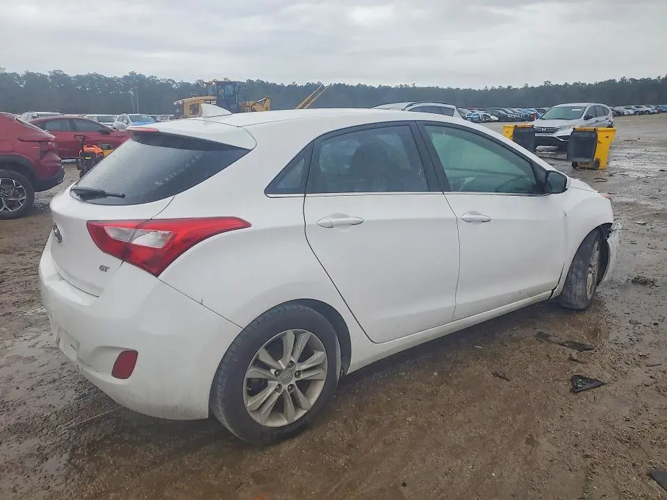 2013 HYUNDAI ELANTRA GT   