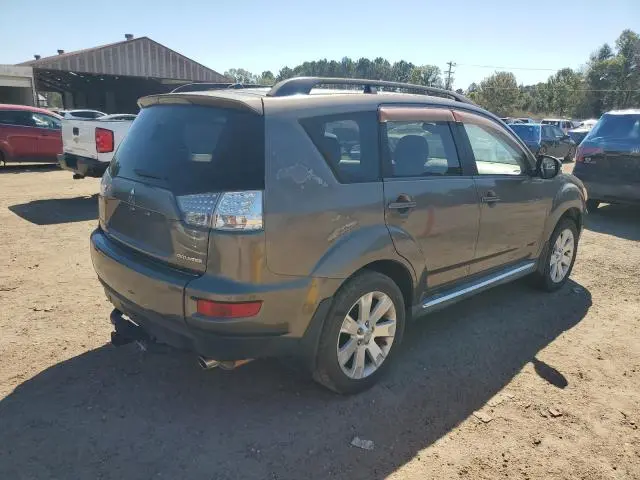 2011 MITSUBISHI OUTLANDER SE  