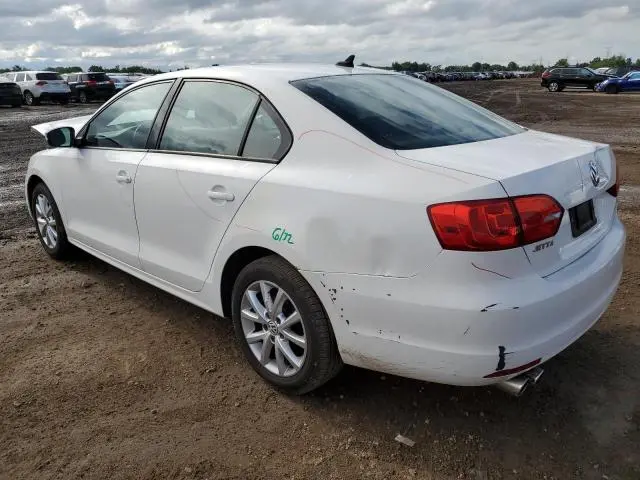 2011 VOLKSWAGEN JETTA SE  