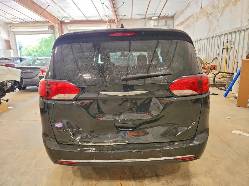 2017 CHRYSLER PACIFICA TOURING L  
