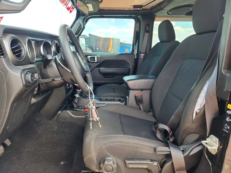 2023 JEEP WRANGLER SPORT  