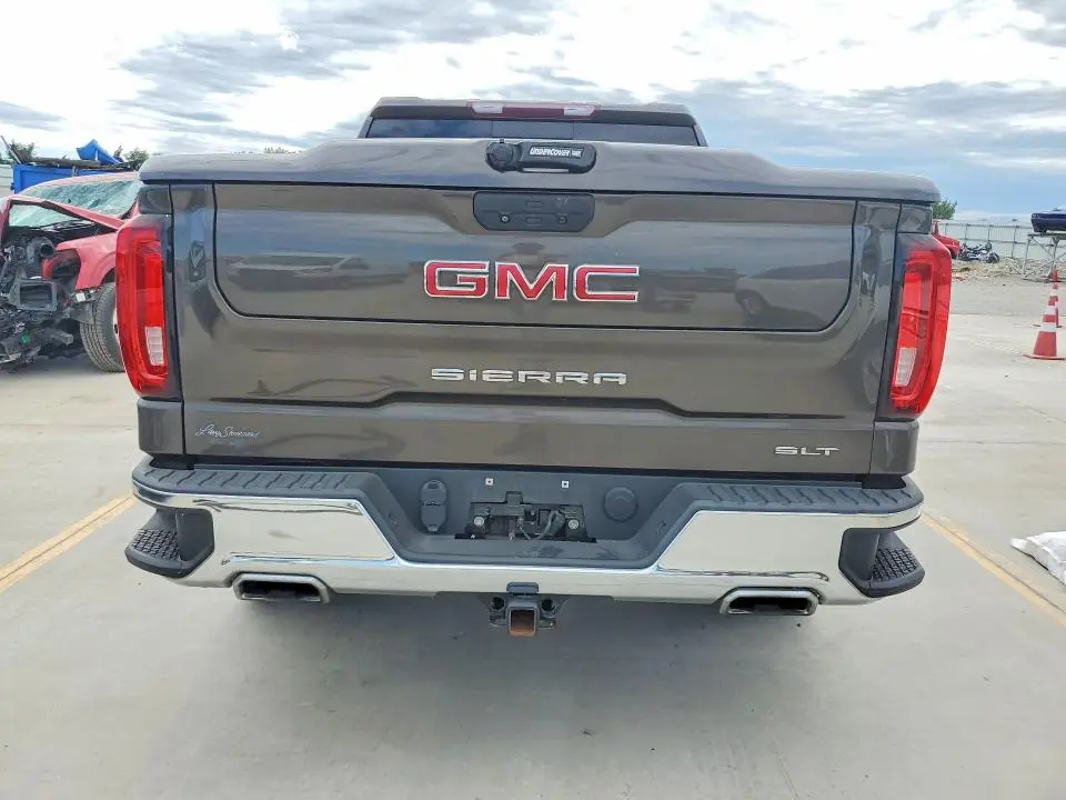 2019 GMC SIERRA K1500 SLT  