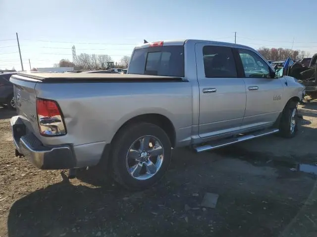 2017 RAM 1500 SLT  