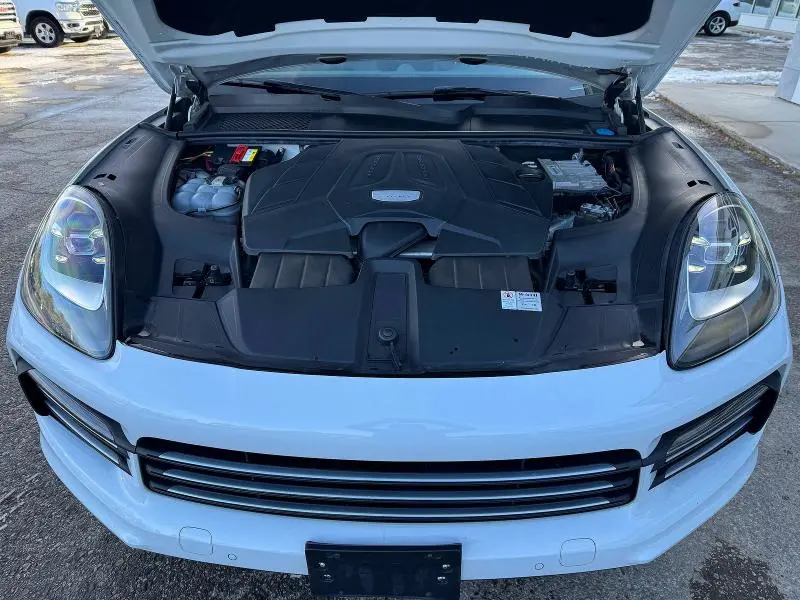 2019 PORSCHE CAYENNE   