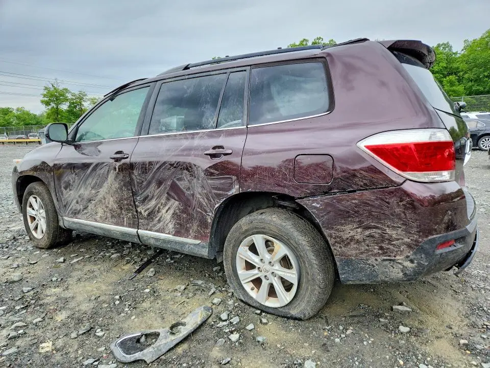2012 TOYOTA HIGHLANDER BASE  