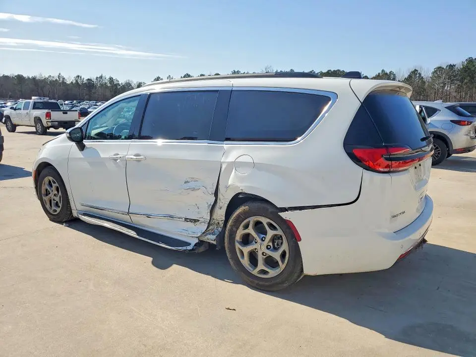 2023 CHRYSLER PACIFICA LIMITED  