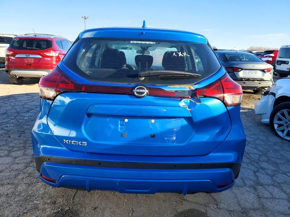 2024 NISSAN KICKS S  