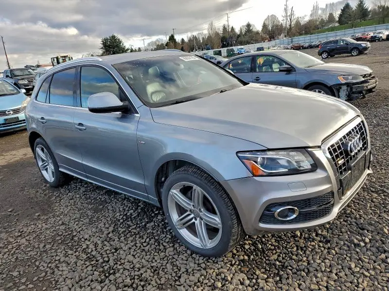2010 AUDI Q5 PREMIUM PLUS  