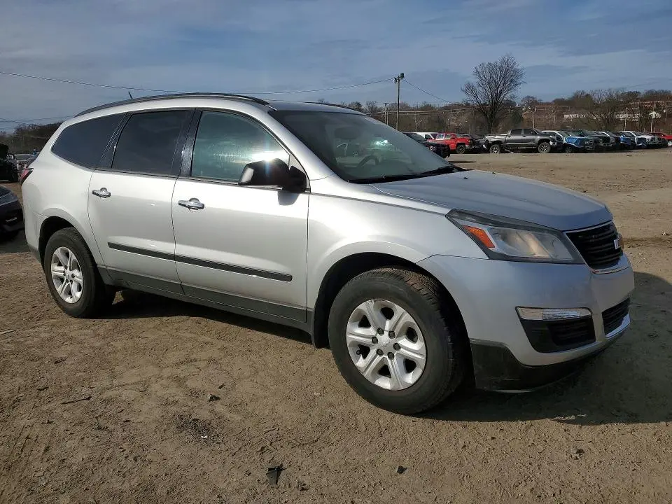 2014 CHEVROLET TRAVERSE LS  