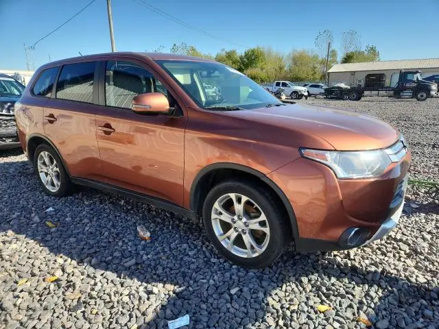 2015 MITSUBISHI OUTLANDER SE