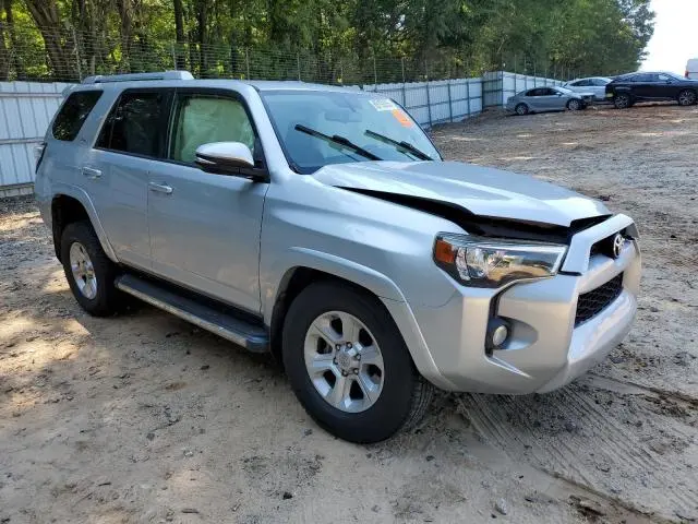 2018 TOYOTA 4RUNNER SR5  
