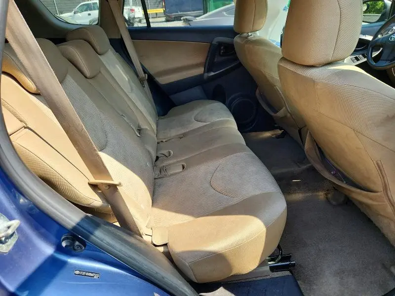 2011 TOYOTA RAV4 BASE  