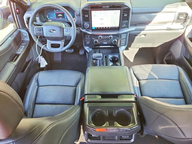 2025 FORD F150 LARIAT  
