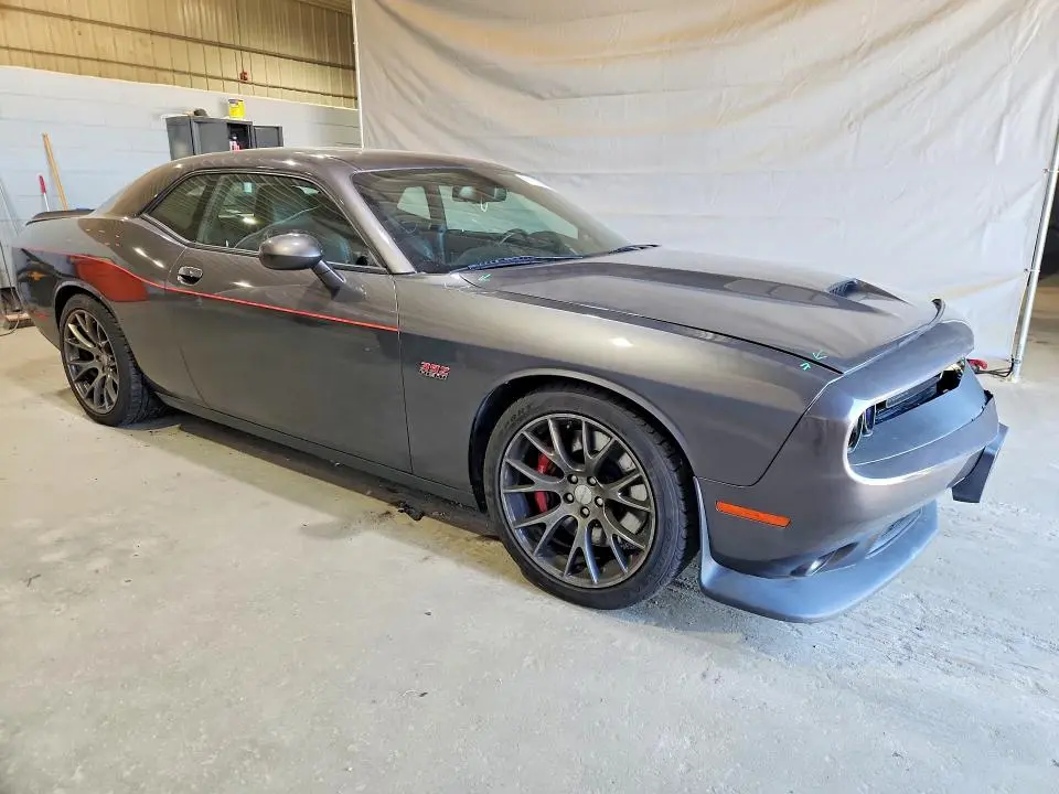 2016 DODGE CHALLENGER SRT 392  